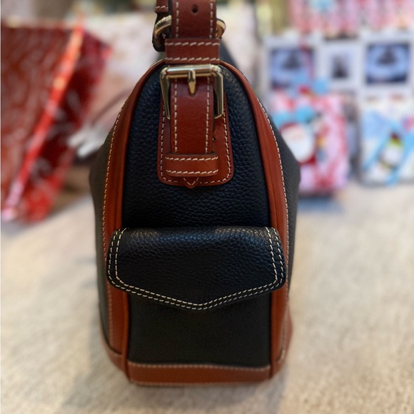 Dooney & Bourke Side Pocket Black Pebble Grain Hobo Bag - Picture 3 of 5